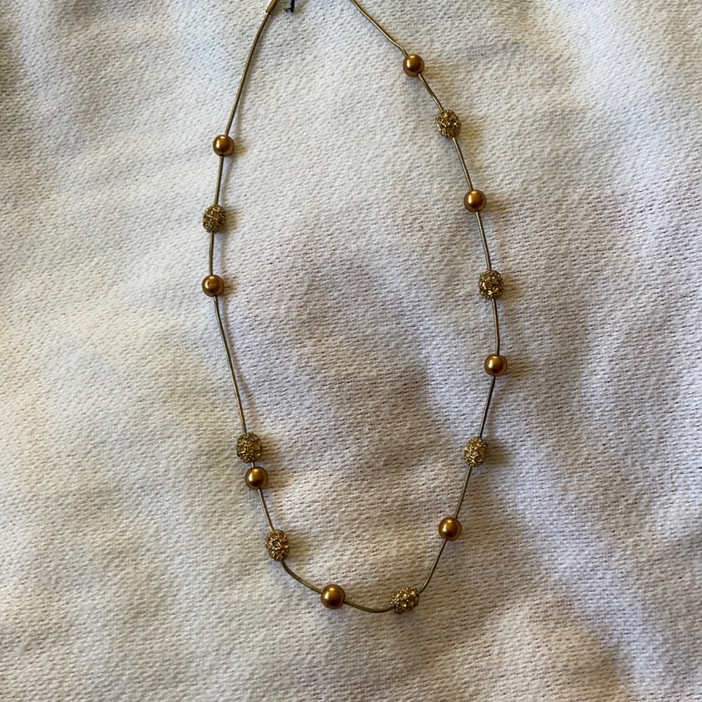 Dainty gold bead style necklace